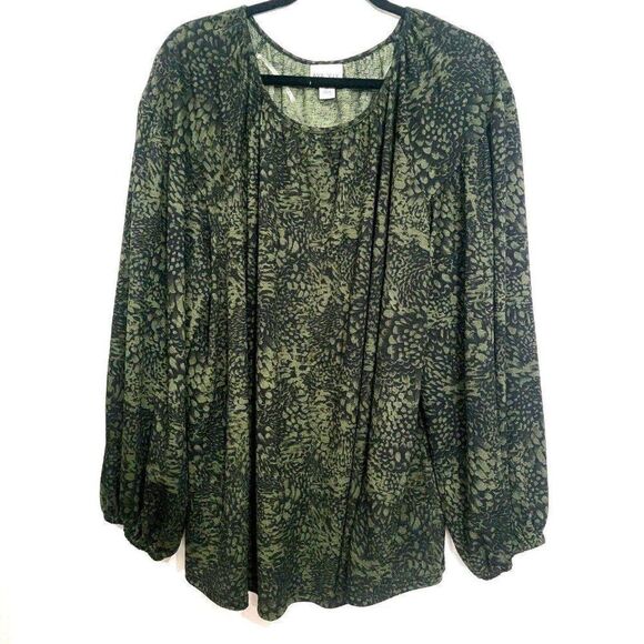 Ava Viv - Sassy Green Animal Print Blouse 2XL - Picture 2 of 6